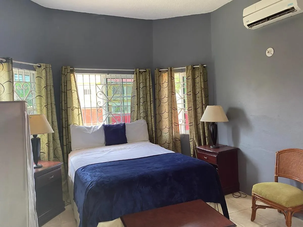 A Taste Of Jamaica Lavern'S Place Ocho Rios Apartament
