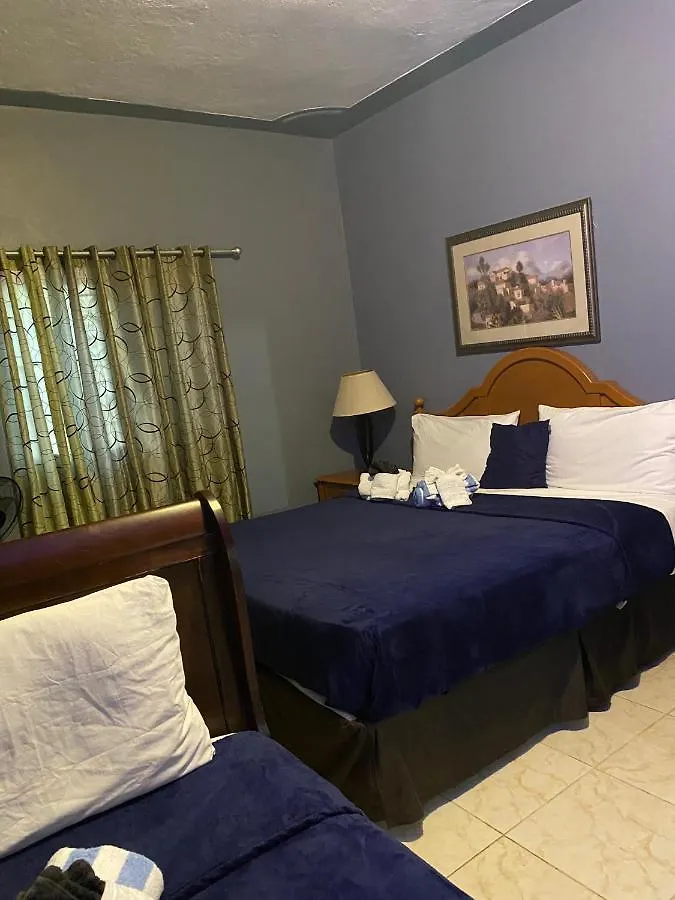 A Taste Of Jamaica Lavern'S Place Ocho Rios Appartement